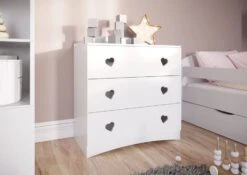 Commode Enfant Blanche Ornée De Cœurs 3 Tiroirs Myra 8 Commode Enfant Blanche Ornée De Cœurs 3 Tiroirs Myra -Lexibook Magasin commode enfant blanche ornee de c urs 3 tiroirs myra 3666722589970 1223728