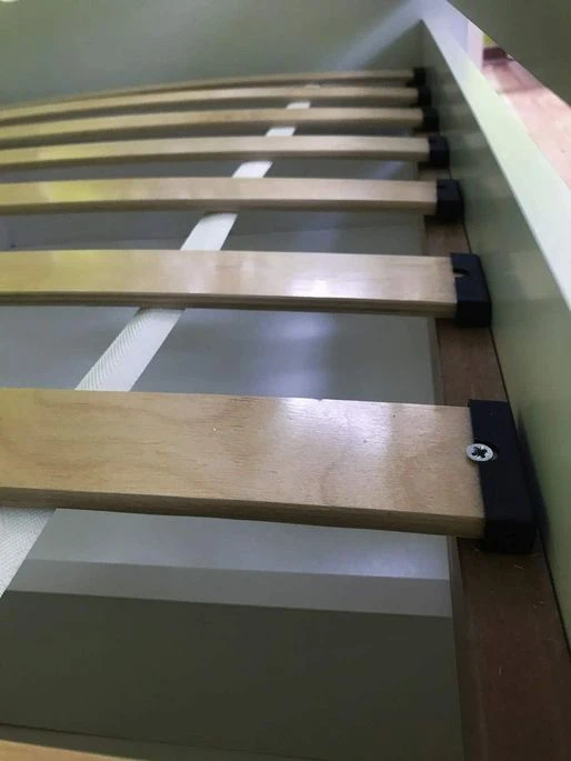 Lit Enfant Voiture De Course Avec Sommiers Et Barrière De Sécurité Amovible Drimy 11 Lit Enfant Voiture De Course Avec Sommiers Et Barrière De Sécurité Amovible Drimy – Image 9