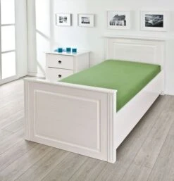 Lit Simple Pin Massif Blanc Kanty 90x200 Cm -Lexibook Magasin lit simple pin massif blanc danz 90x200 cm 4010340291446 577801