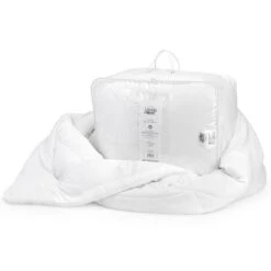 LOVELY HOME Couette Naturelle Percale 70% Duvet 30% Plumes D'Oie 240x260cm -Lexibook Magasin lovely home couette naturelle percale 70 duvet 30 plumes d oie 240x260cm 3701393700658 426028